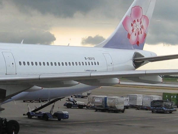 CI106.B18312.A330-300